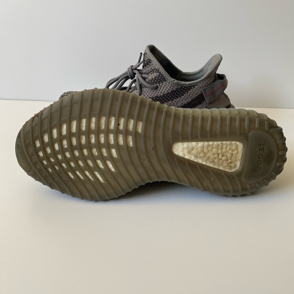 Yeezy Boost 350 V2 - Beluga 2.0 - Picture 7 of 8